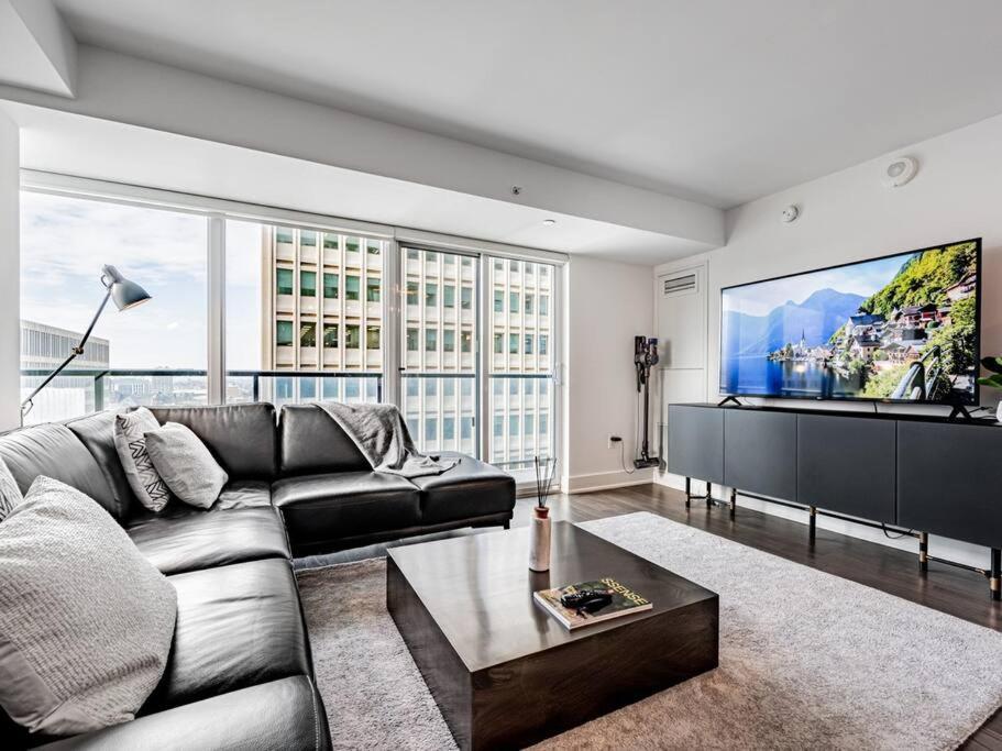 Luxury Condo On Bay Street Toronto Esterno foto